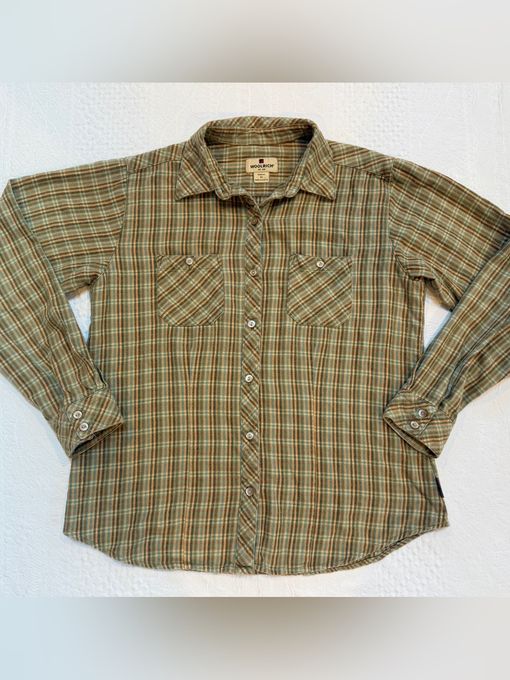 Woolrich Flannel Shirt Plaid Tan Women’s Size Medium M Button Down